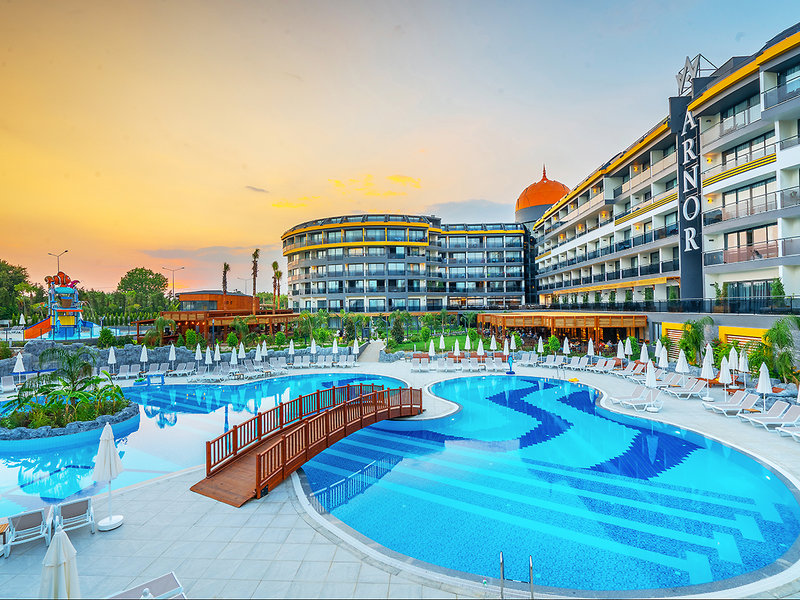 Arnor de Luxe Hotel & Spa 5