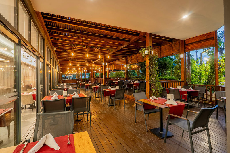 Arnor De Luxe Hotel & Spa 8