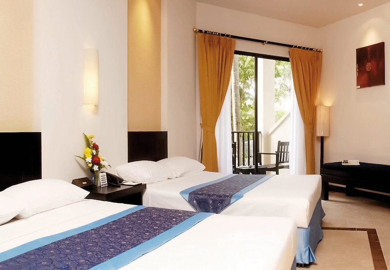 Horizon Karon Beach Resort & Spa 14