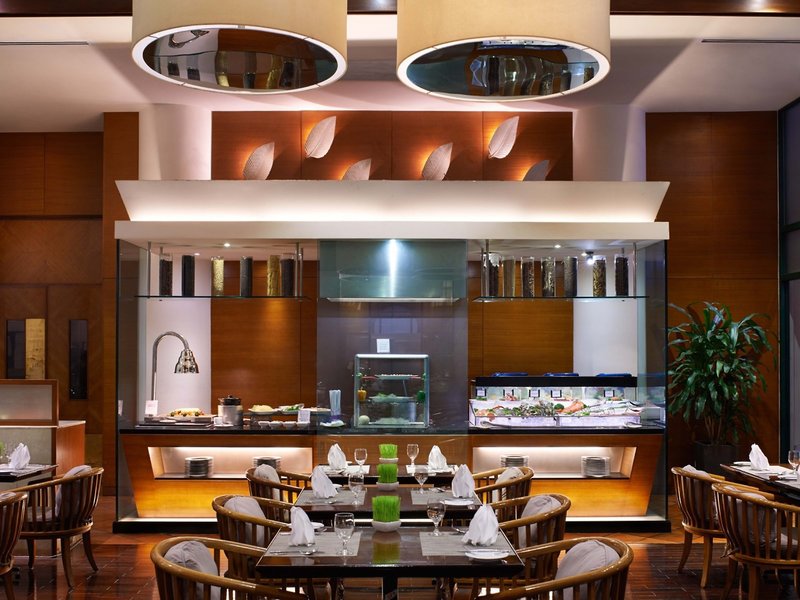 PARKROYAL Saigon 7
