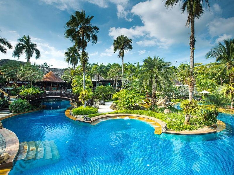 Hotspring Beach Resort & Spa 13