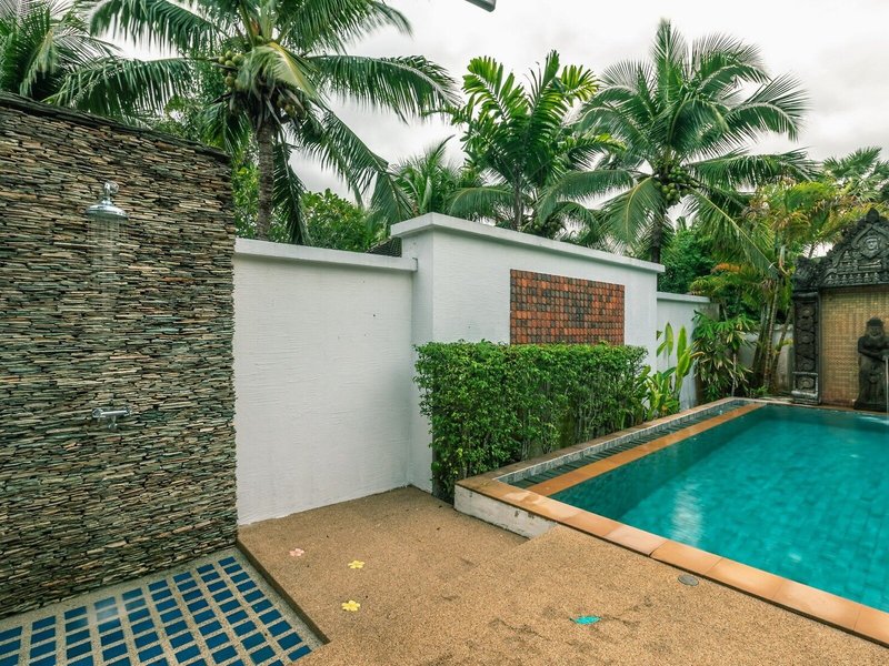 Hotspring Beach Resort & Spa 37