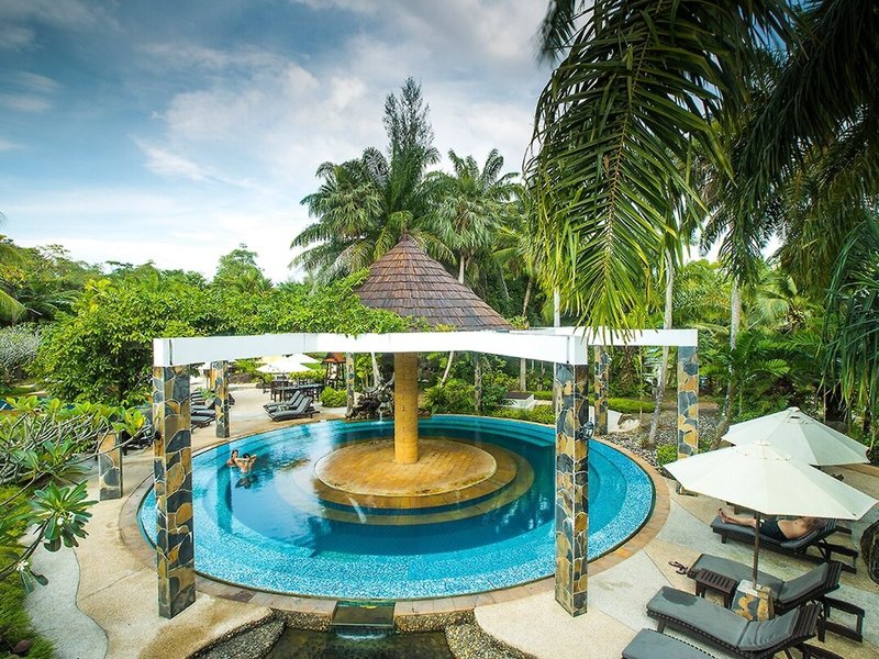 Hotspring Beach Resort & Spa 23