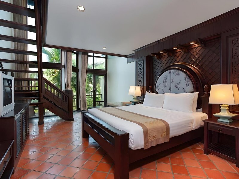 Hotspring Beach Resort & Spa 25