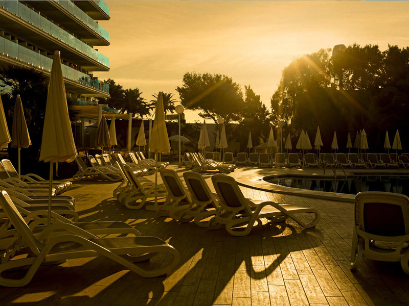 THB Sa Coma Platja Aparthotel 6 - Outdoor Pool