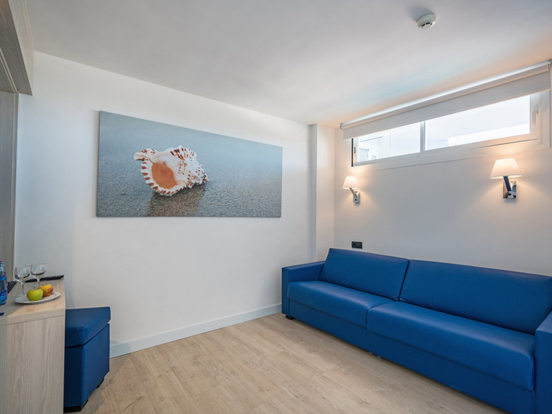 THB Sa Coma Platja Aparthotel 23 - Room Example