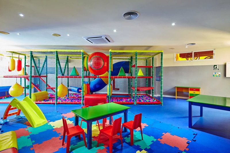 THB Sa Coma Platja Aparthotel 10