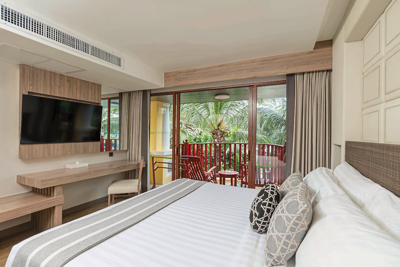 Phuket Graceland Resort & Spa 14