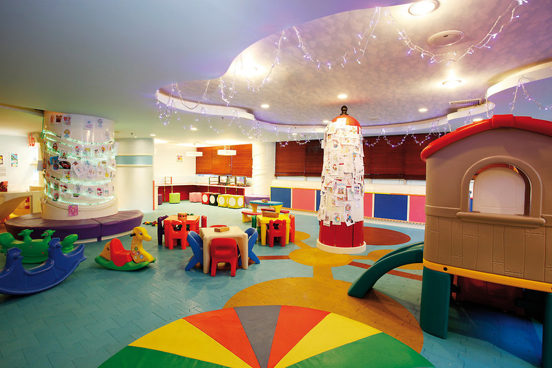 Phuket Graceland Resort & Spa 36