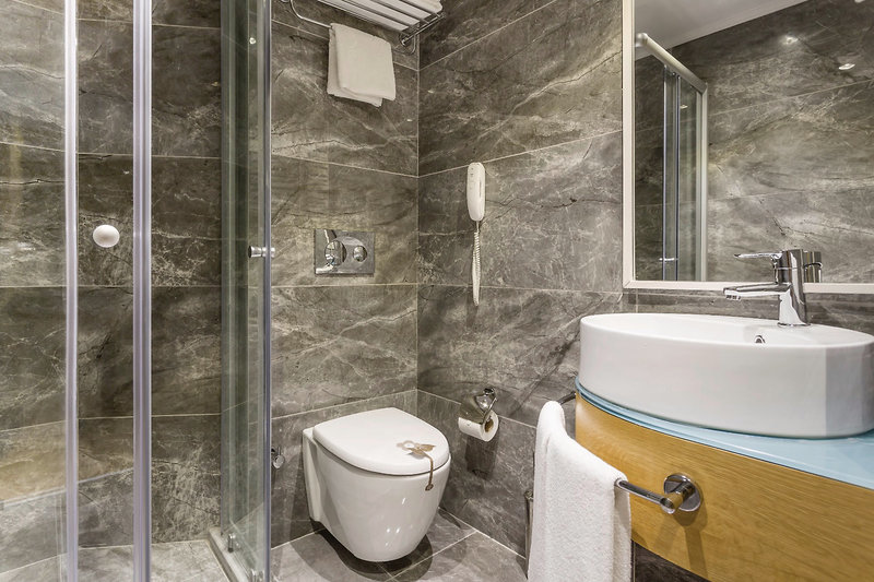 Aska Lara River Suites 5 - Bathroom Example