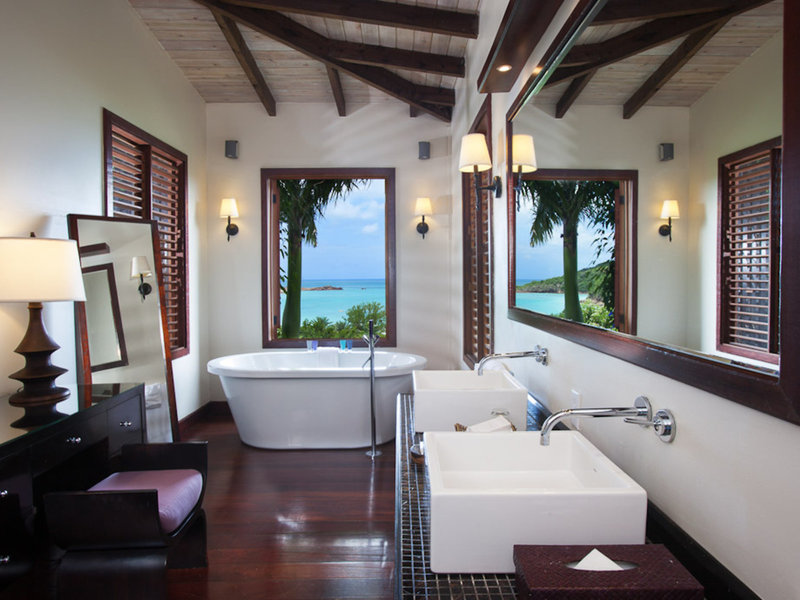 Hermitage Bay 33