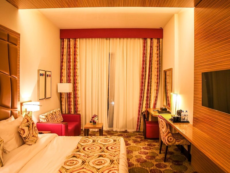 Best Western Plus Pearl Creek 43