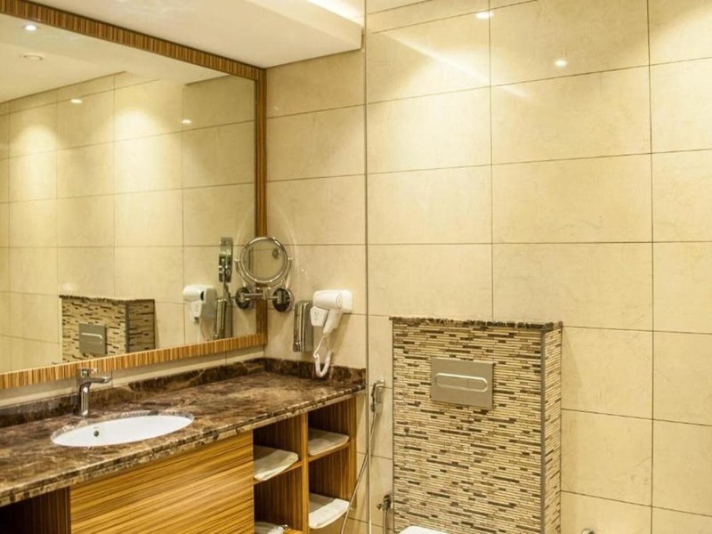 Best Western Plus Pearl Creek 46
