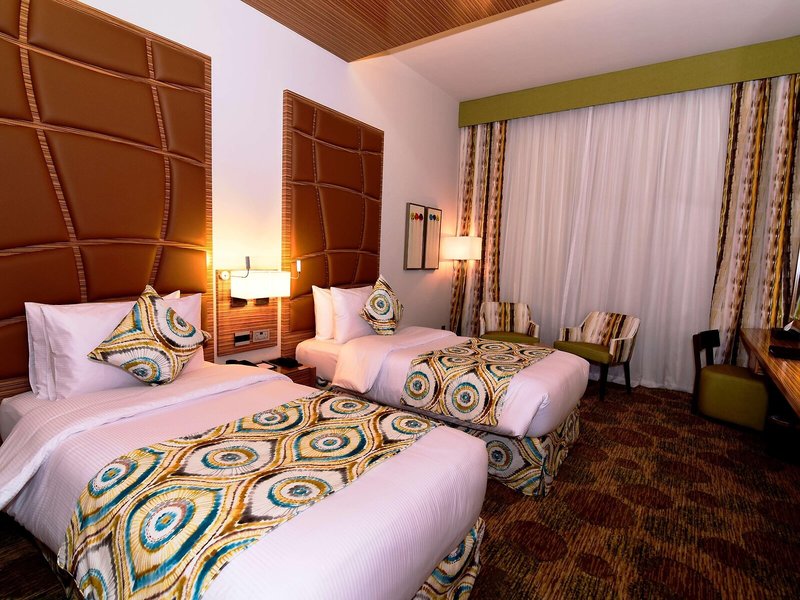 Best Western Plus Pearl Creek 24