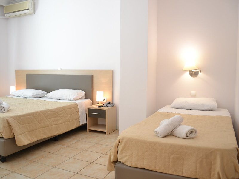 Telemachos 33 - Room Example