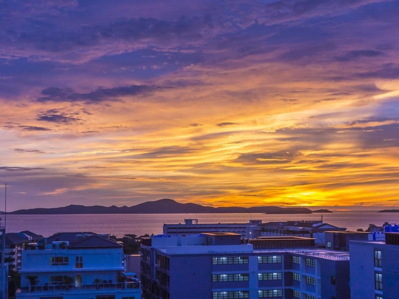 Unique Regency Hotel  2