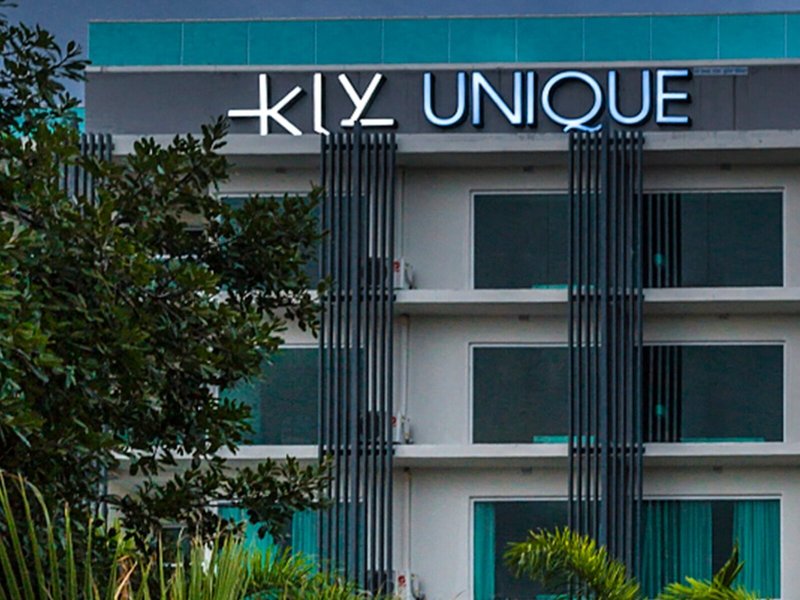 Unique Regency Hotel  5