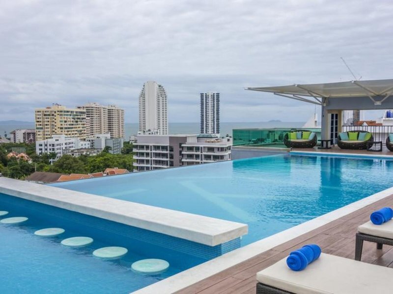 Unique Regency Hotel  8