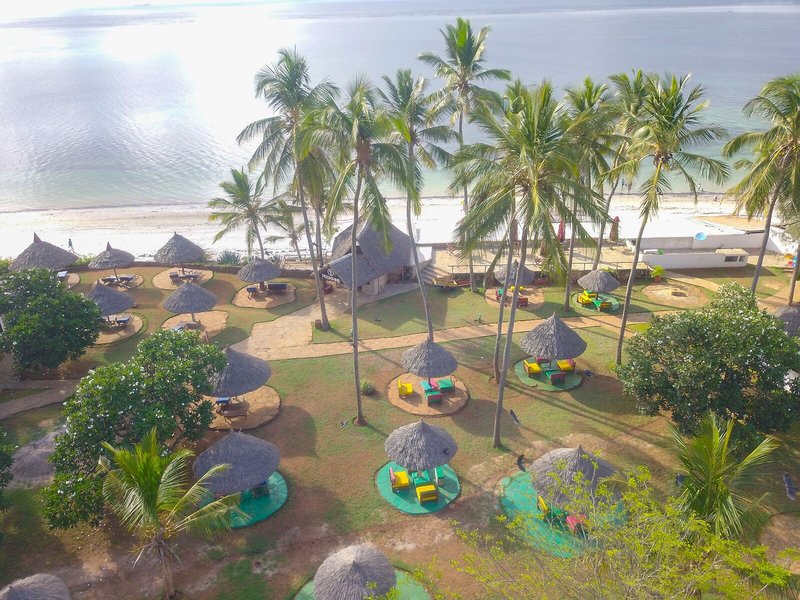 The Reef Hotel 3