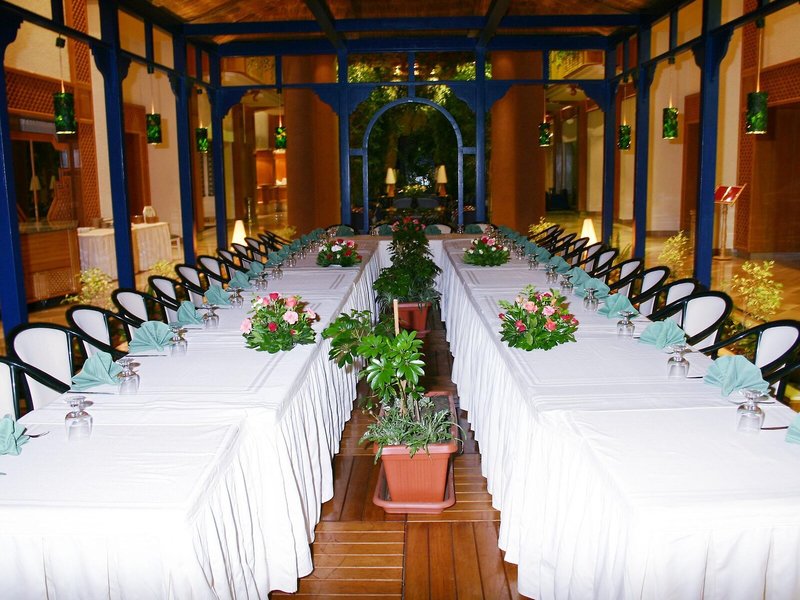 Shell Beach Hotel & Spa 32