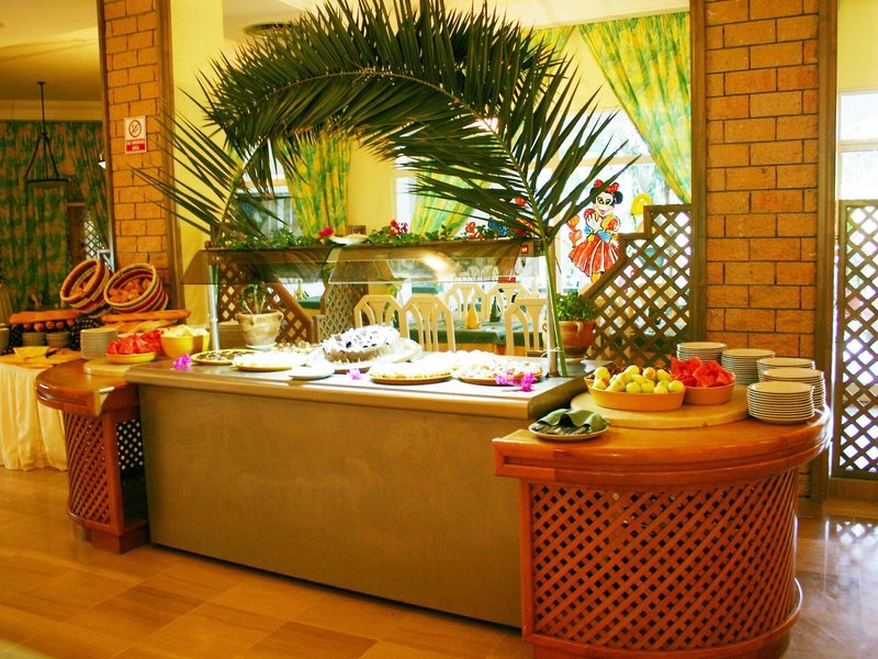Shell Beach Hotel & Spa 36