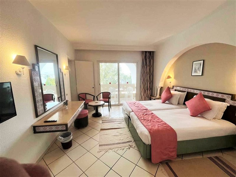 Tunisia Lodge 27