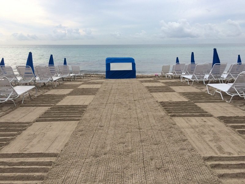Marenas Beach Resort 16