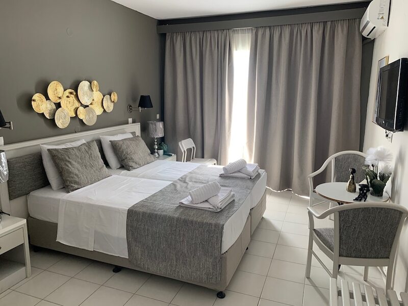 Alkyonides Hotel 8