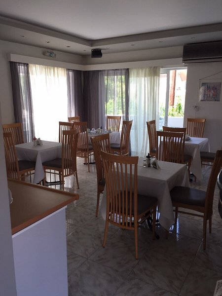 Alkyonides Hotel 4