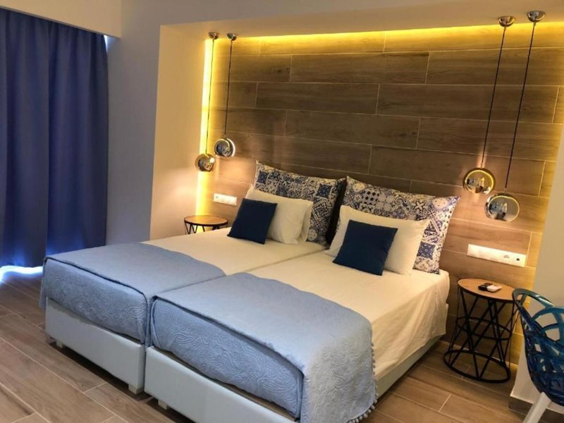 Alkyonides Hotel 7