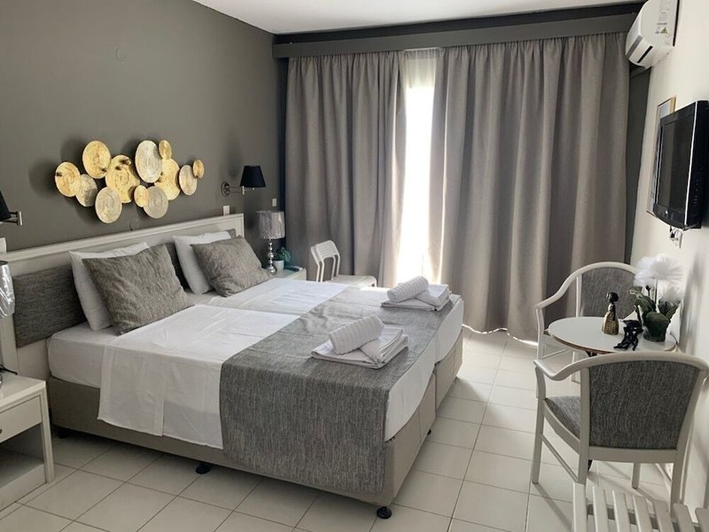 Alkyonides Hotel 14