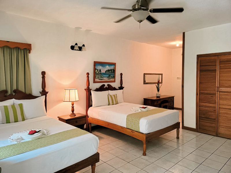 Merril´s Beach Resort I & II & III 7