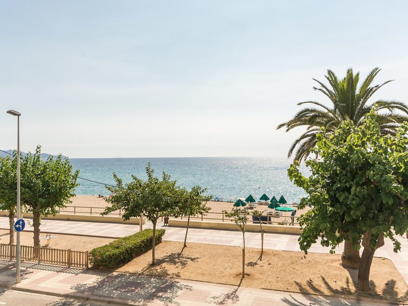 Pierre & Vacances Residence Blanes Playa 6