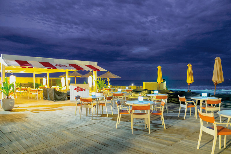 The Fortress Resort & Spa 8