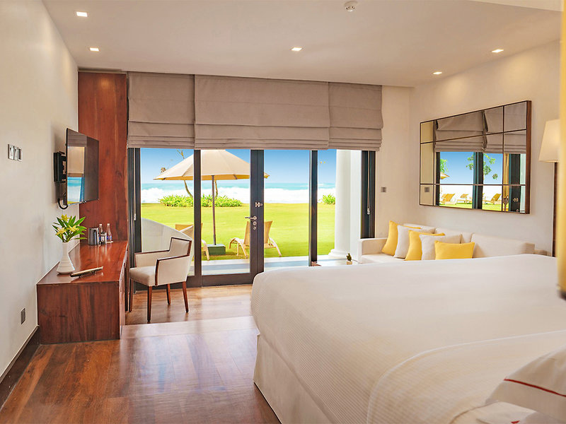 The Fortress Resort & Spa 10