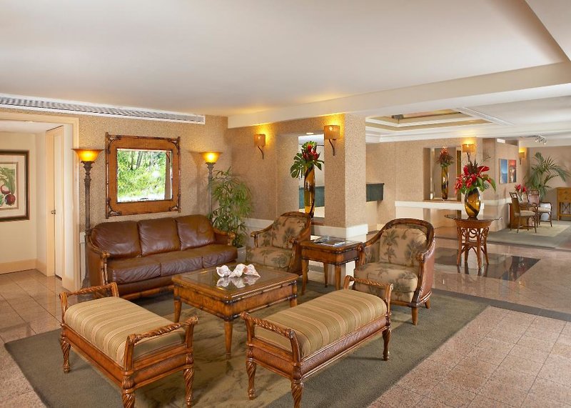 Aqua Palms Waikiki 4