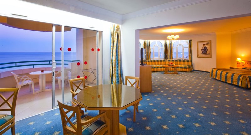 El Mouradi El Menzah 8