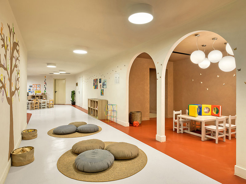 lti Grand Hotel Glyfada 9