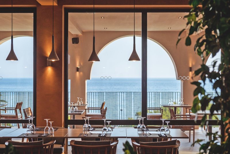 lti Grand Hotel Glyfada 2