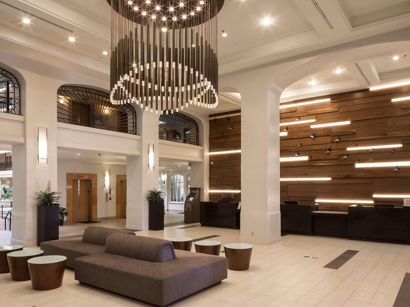 Embassy Suites Hotel Anaheim North 11