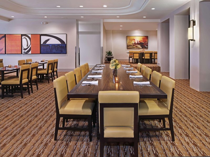 Embassy Suites Hotel Anaheim North 15