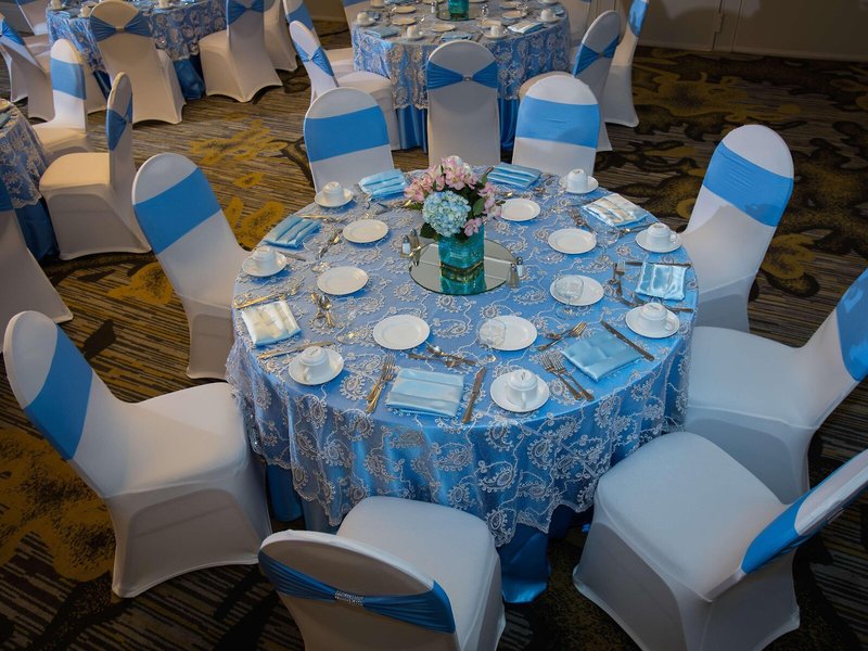 Embassy Suites Hotel Anaheim North 17