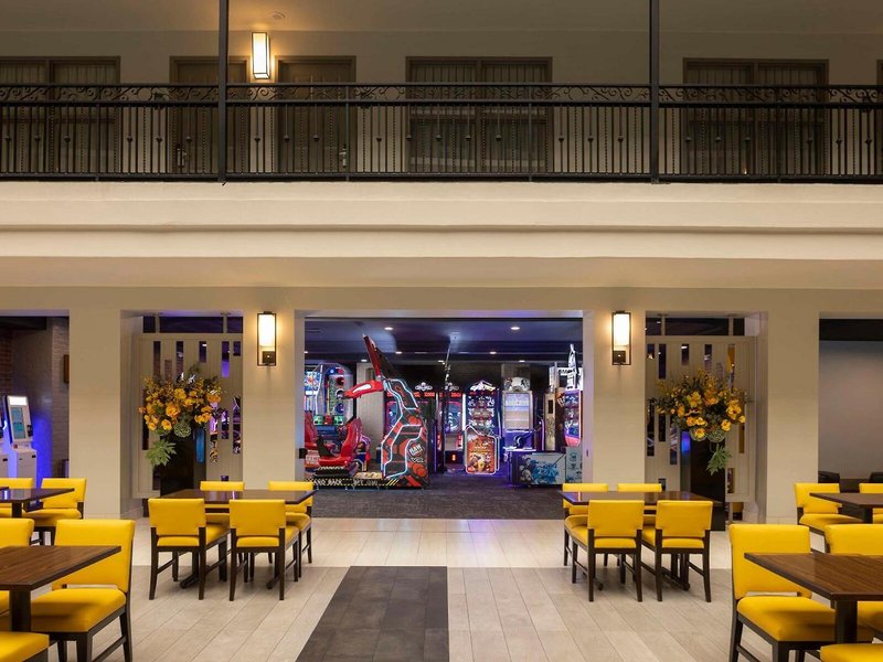 Embassy Suites Hotel Anaheim North 19