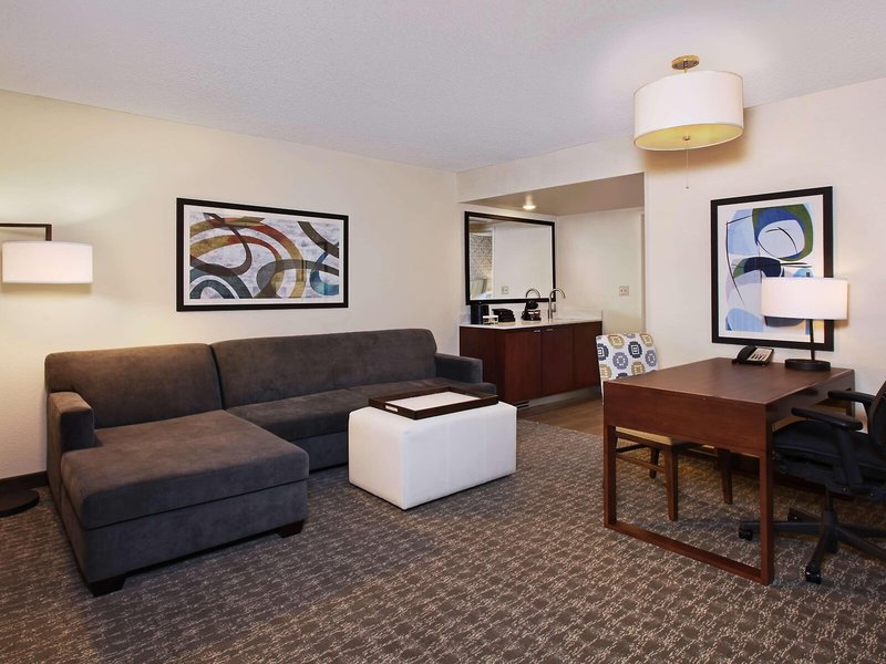 Embassy Suites Hotel Anaheim North 26