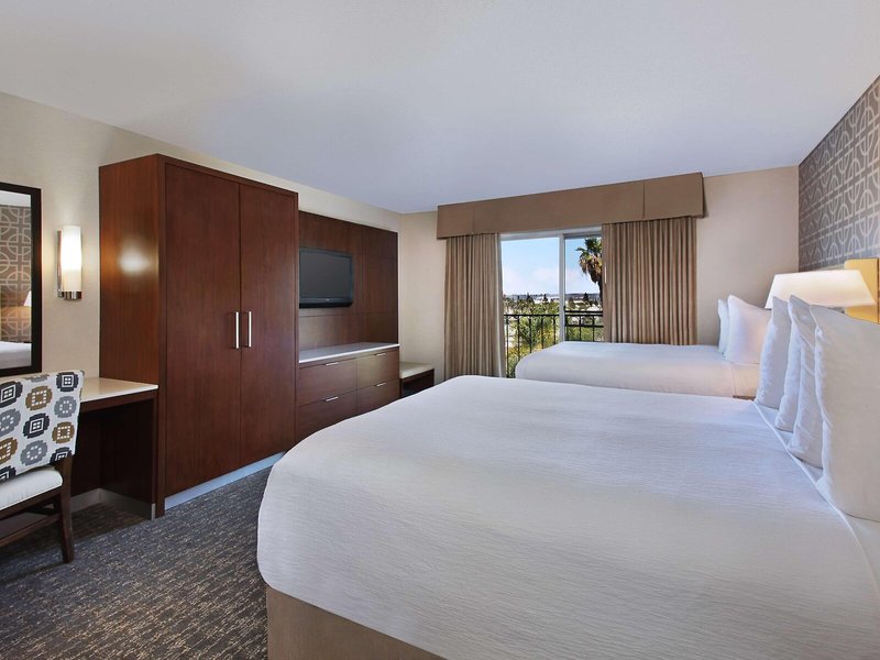 Embassy Suites Hotel Anaheim North 28