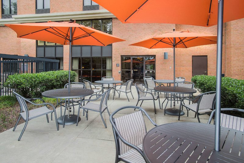 Hampton Inn & Suites Annapolis 3 - Terrace
