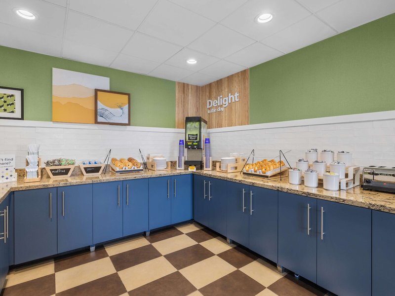 Hampton Inn Bakersfield-Central 10 - Restaurant