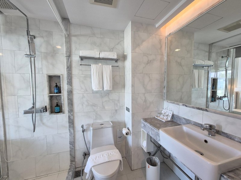 The Bloc Hotel 43