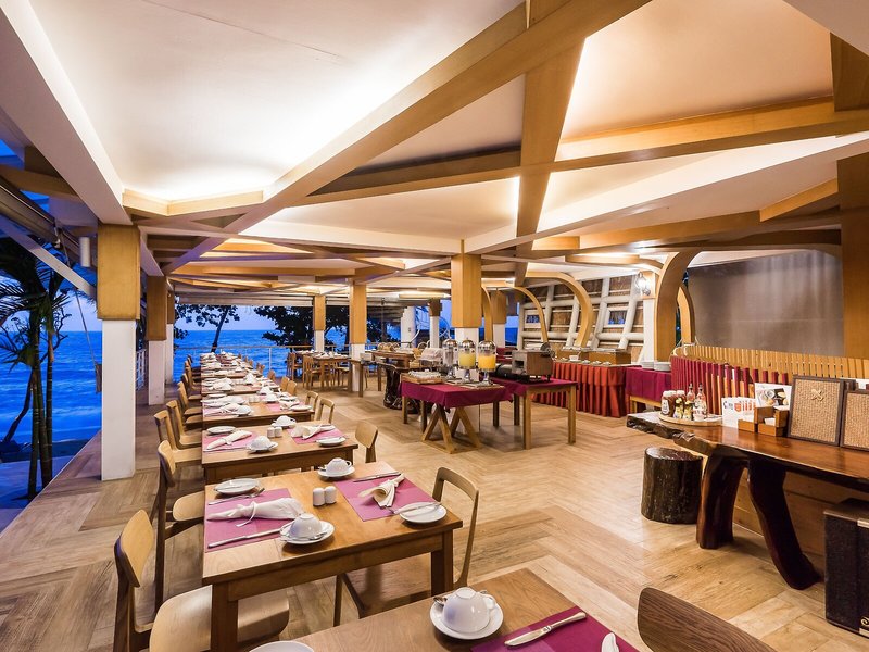 White Sand Samui Resort 32