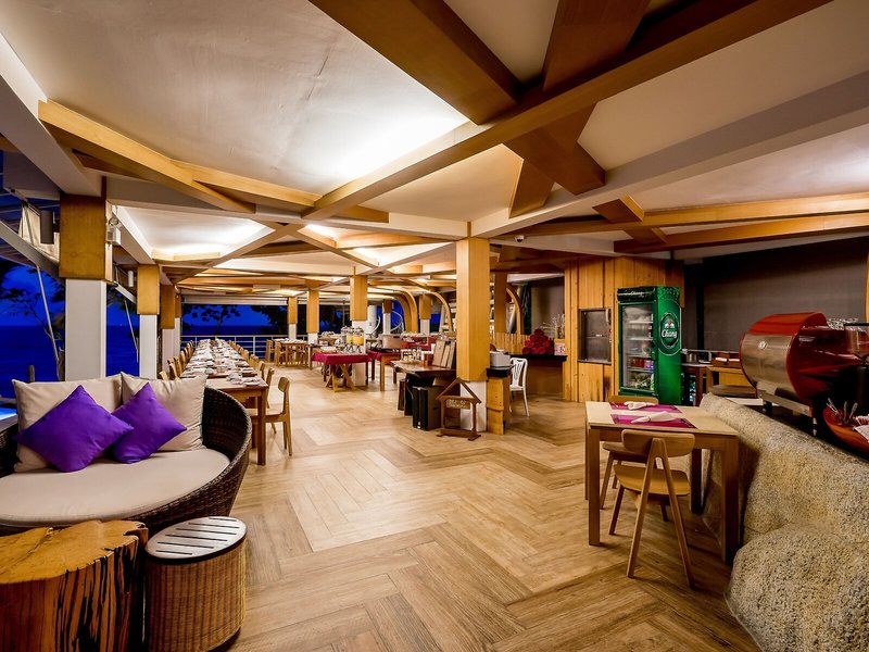 White Sand Samui Resort 35